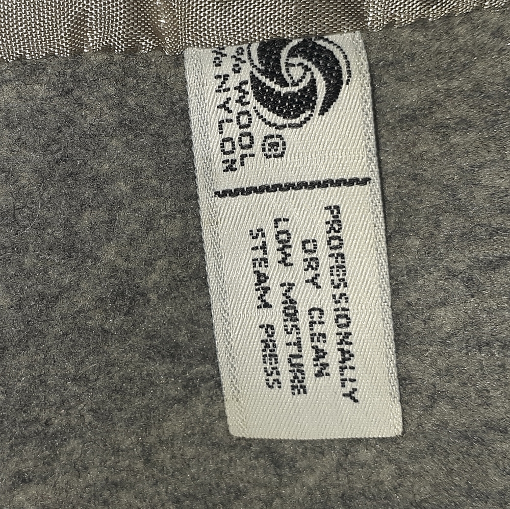 Stephanie Mathews - image 4